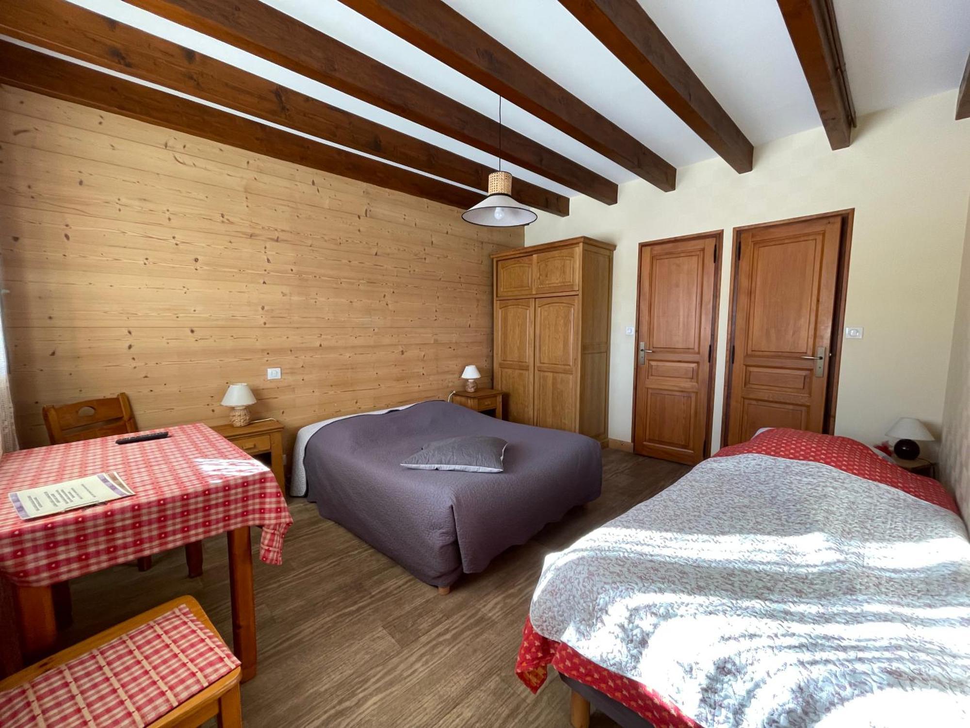 Hotel Les Sorbiers à Montricher-le-Bochet Extérieur photo
